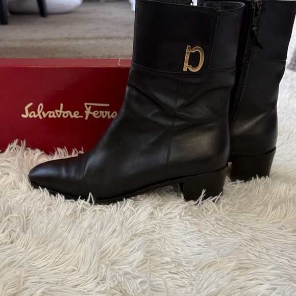 Salvatore Ferragamo Vintage Black Leather Mid-Calf Boot with Signiture Emblem - Picture 4 of 12